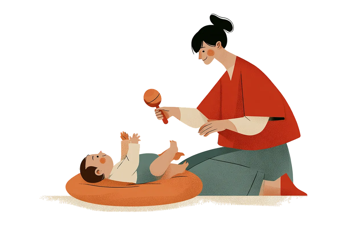 Mama potrząsa grzechotką nad niemowlęciem leżącym na poduszce, a dziecko patrzy w stronę dźwięku.